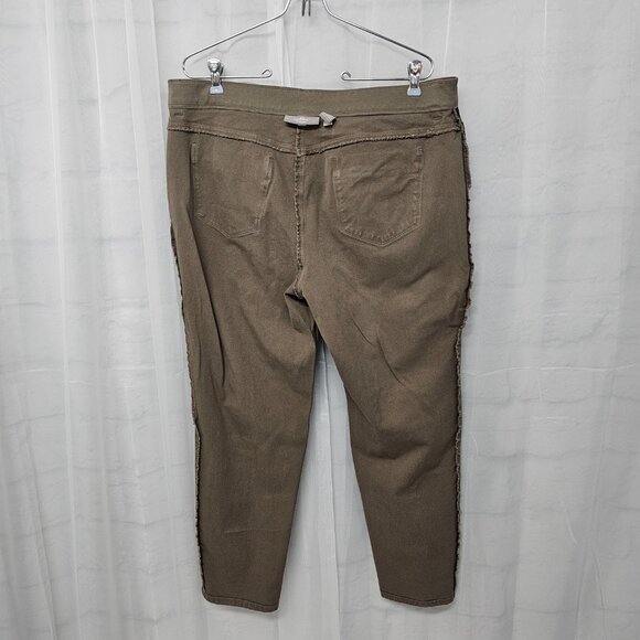Chico's So Slimming Brown Straight Leg Pants Casual Cropped Stretch 3 (XL) - Picture 12 of 16